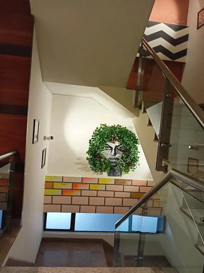 Cosy Grand, Chanakyapuri By The Cosy Hotels New Delhi