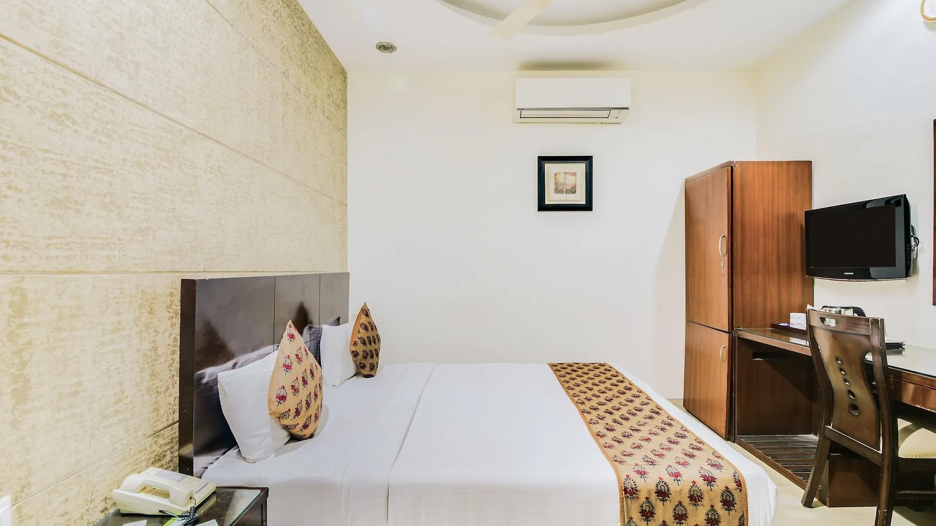 Cosy Grand, Chanakyapuri By The Cosy Hotels New Delhi
