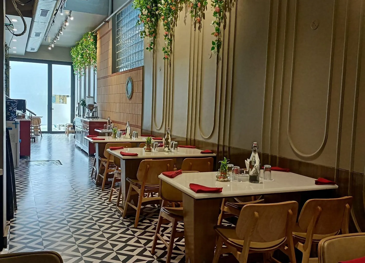 ****  Cosy Grand, Chanakyapuri By The Cosy Hotels New Delhi India