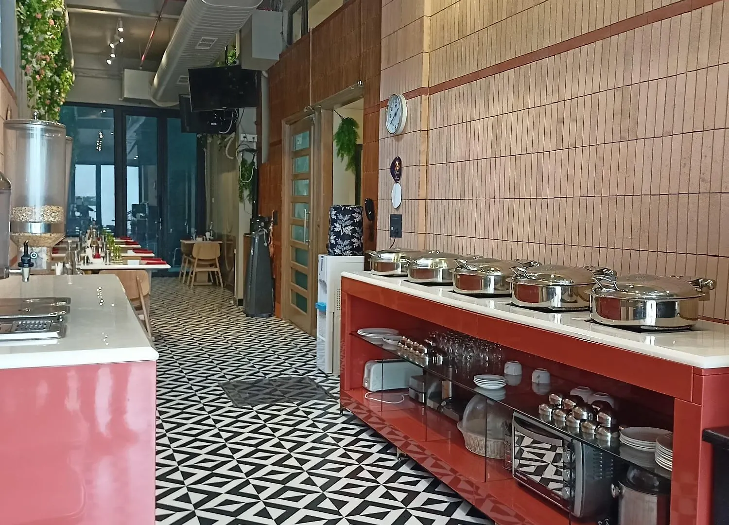****  Cosy Grand, Chanakyapuri By The Cosy Hotels New Delhi India